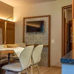 Thalerhof Ξενοδοχείο με διαμερίσματα 4*