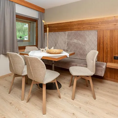 Apartahotel Thalerhof 4*