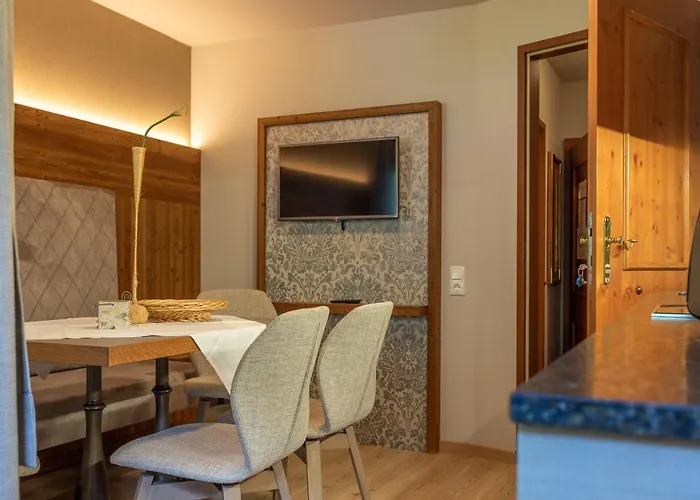 Thalerhof Apartahotel 4*